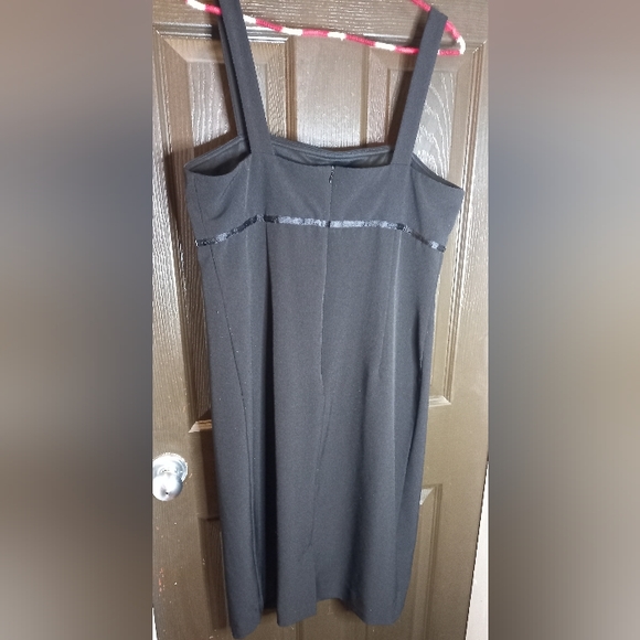 ✨HOSTS PICK ✨Pinup Wiggle Dress Size 14 - Picture 2 of 3